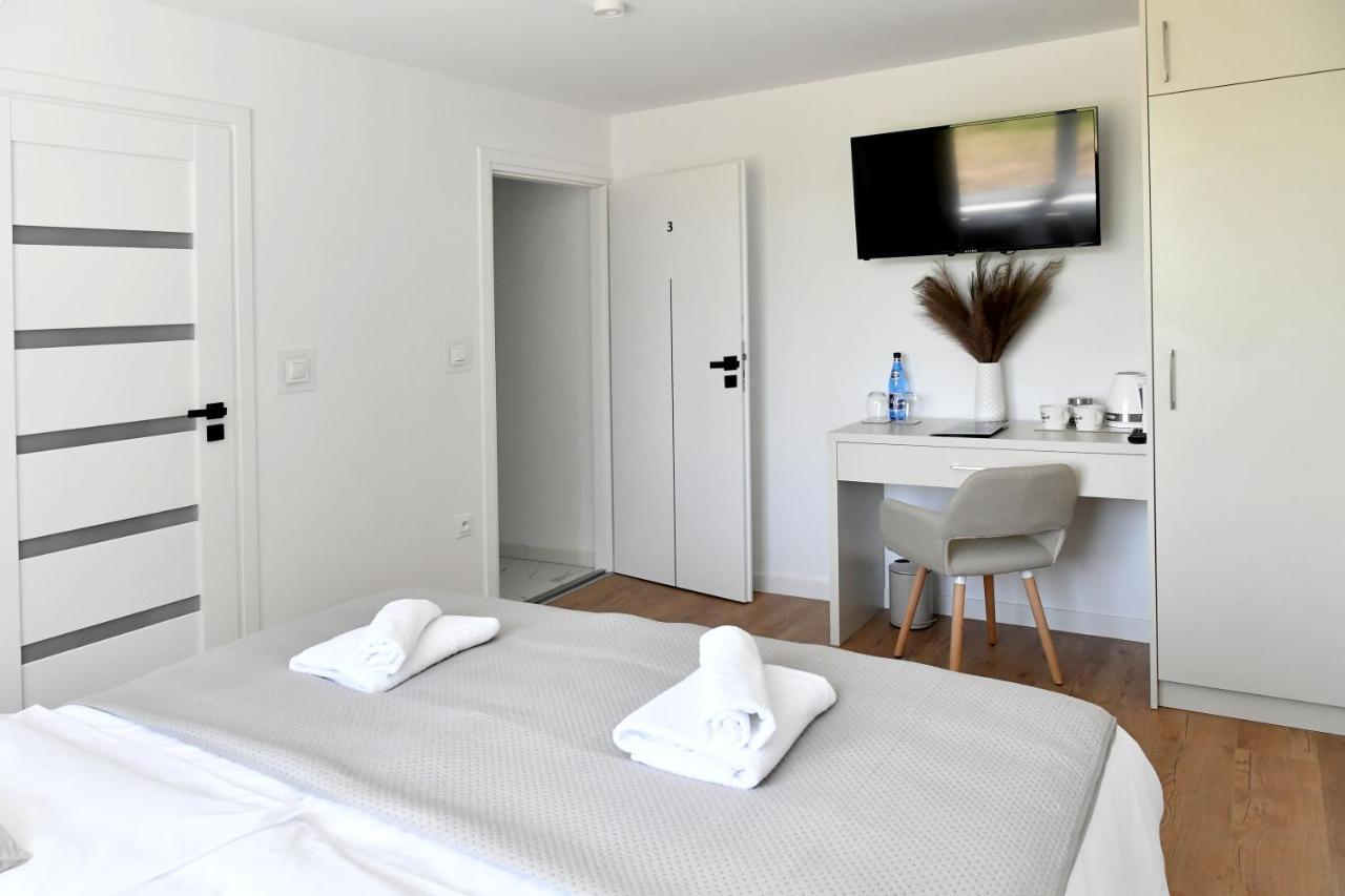 Apartamenty Modrzewiowa Zator Piotrowice  Экстерьер фото