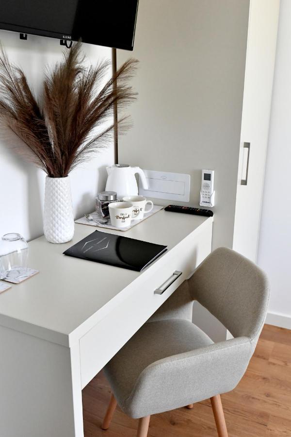 Apartamenty Modrzewiowa Zator Piotrowice  Экстерьер фото