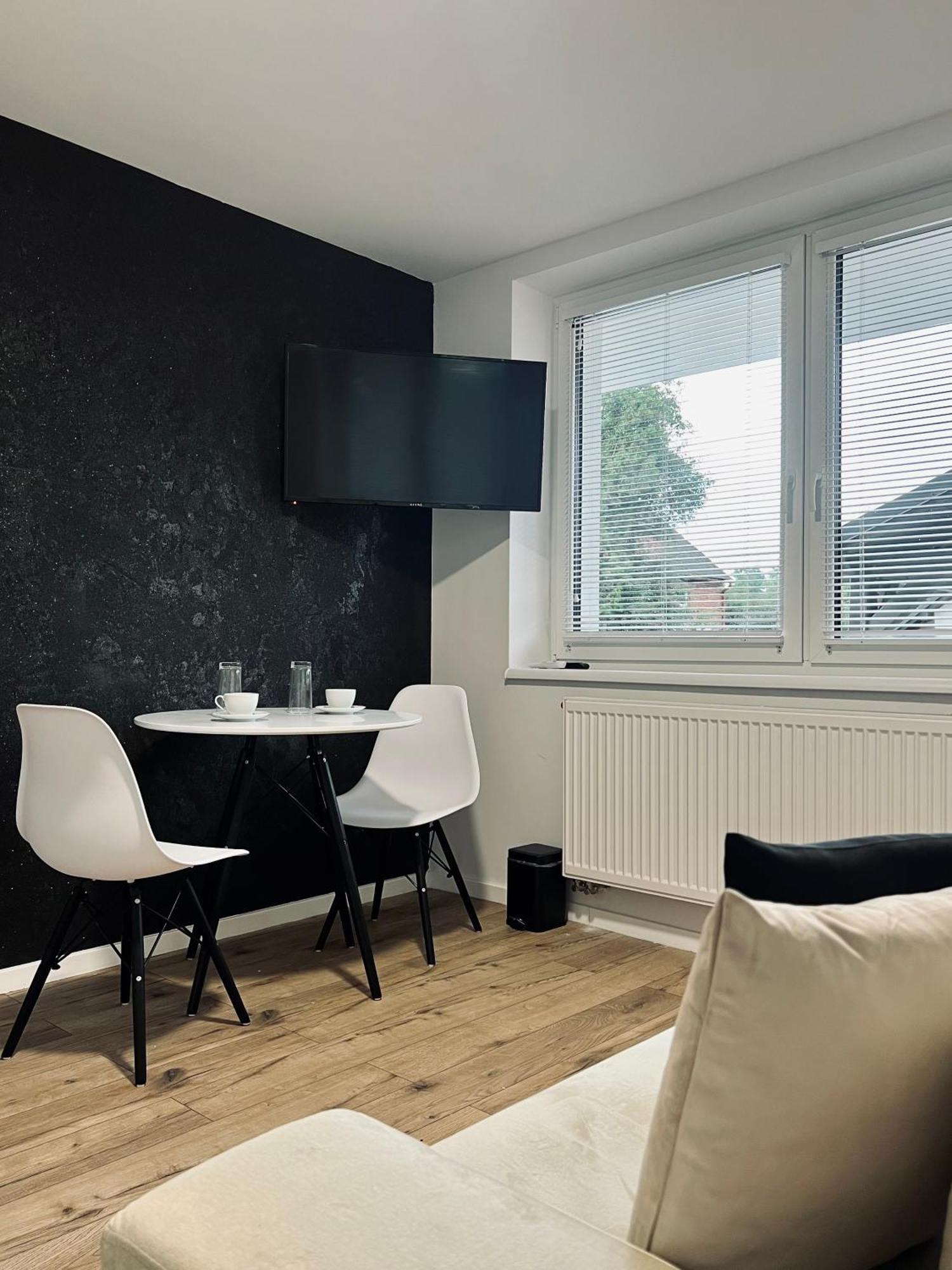 Apartamenty Modrzewiowa Zator Piotrowice  Экстерьер фото