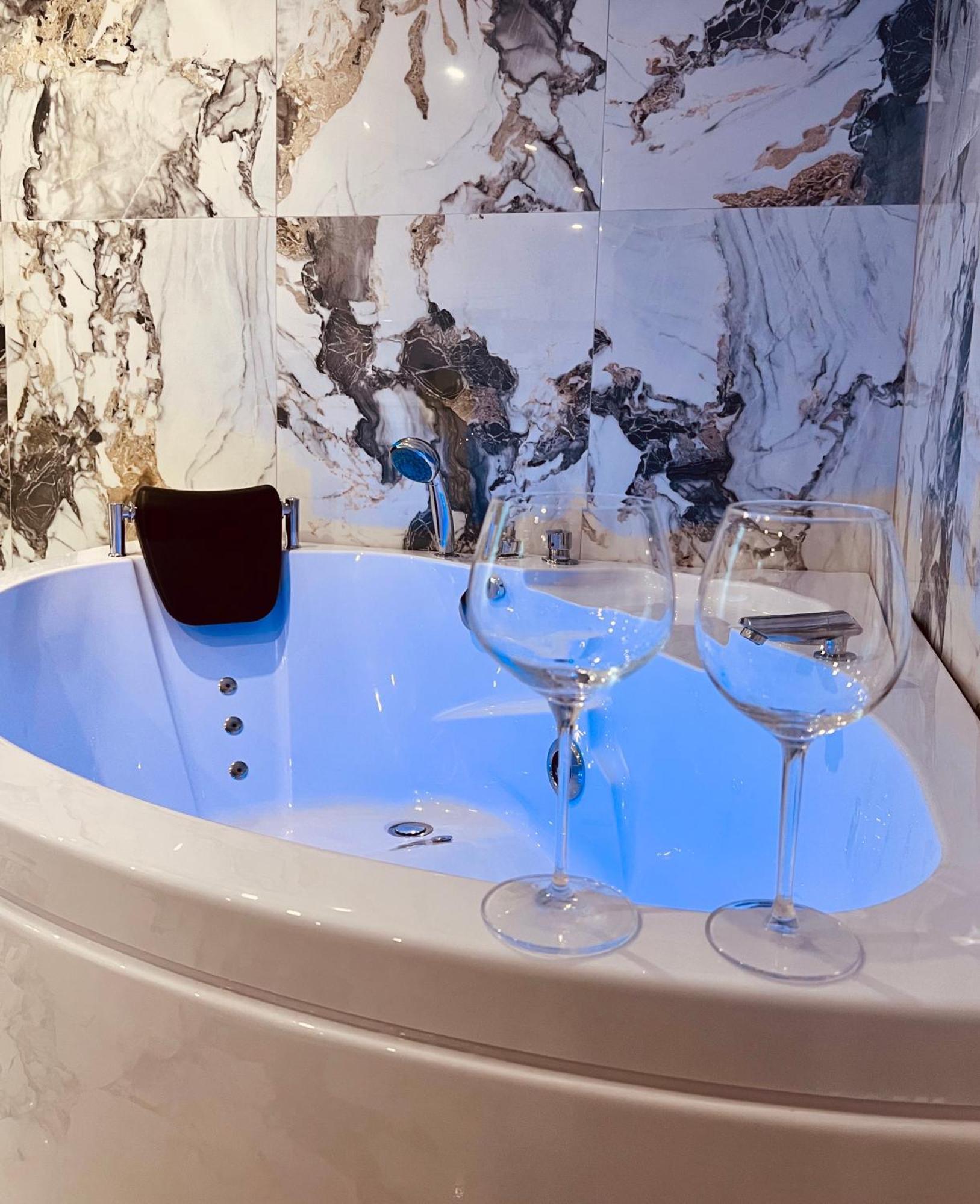 Apartamenty Modrzewiowa Zator Piotrowice  Экстерьер фото